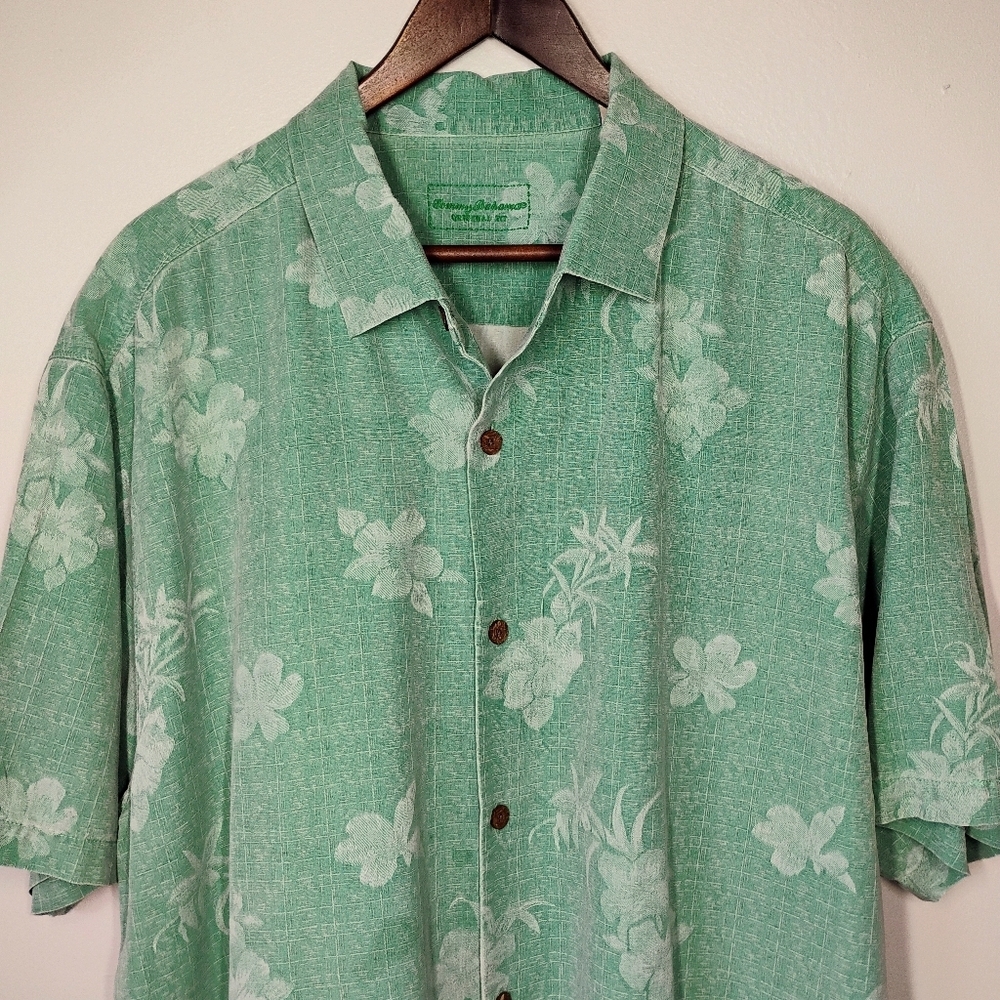 Tommy Bahama Silk Hawaiian Shirt Mens XXL Turquoise Tropical Florals Camp Beach - Picture 3 of 12
